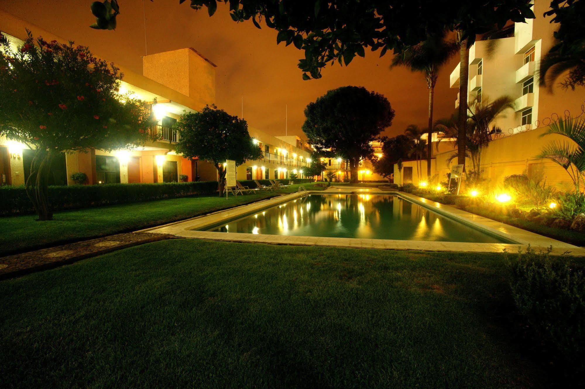 Hotel Puerta Del Sol Guadalajara Zapopan Facilities photo